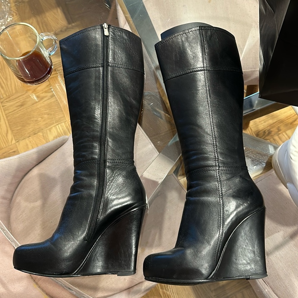 Leather boots size 7.5